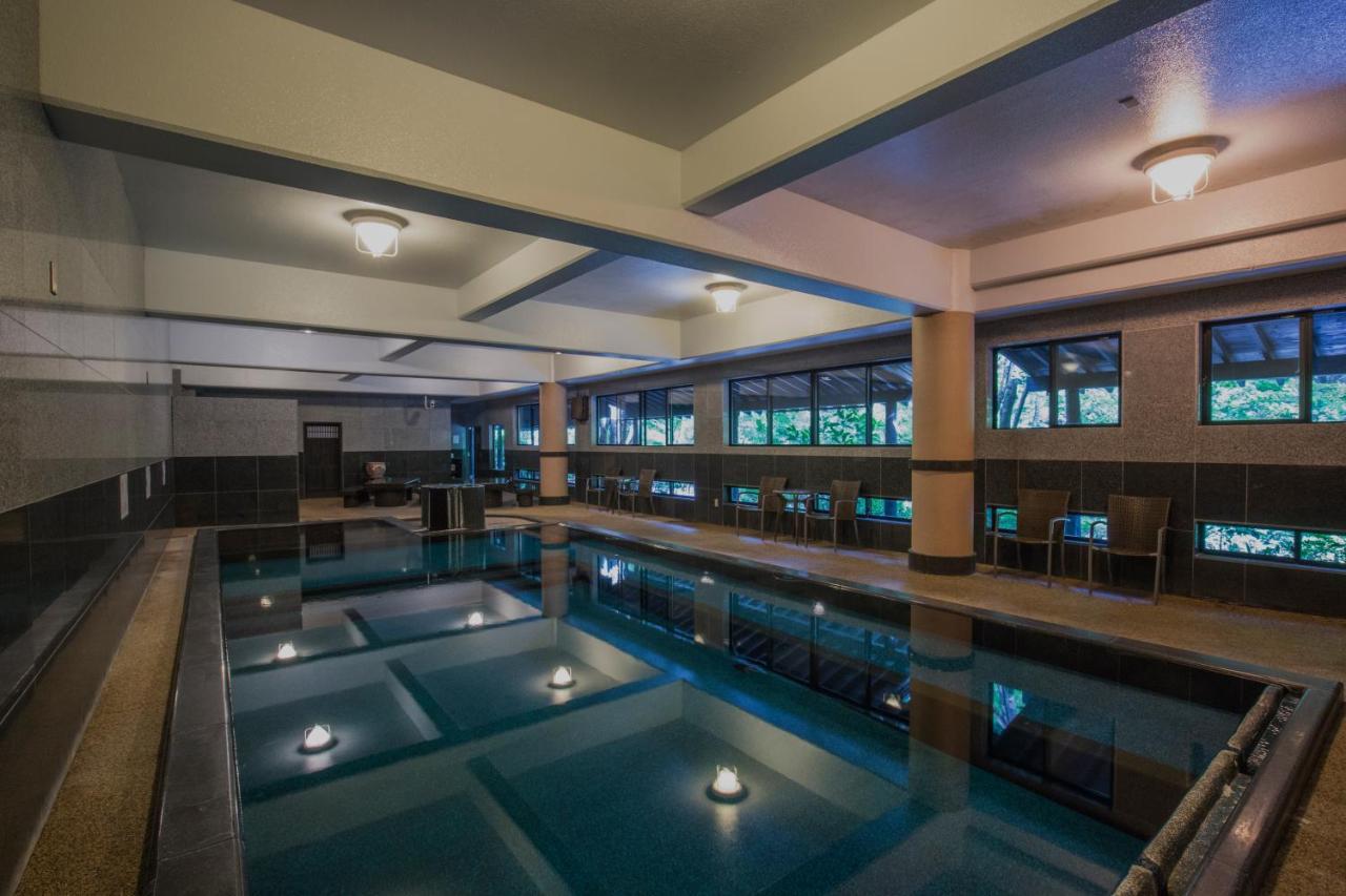 Hotel Kurokawa Onsen Oku No Yu Minamioguni Exterior foto