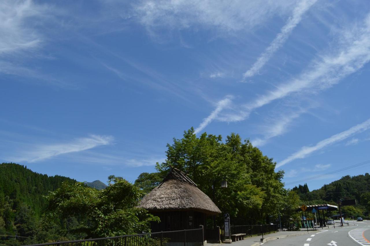 Hotel Kurokawa Onsen Oku No Yu Minamioguni Exterior foto