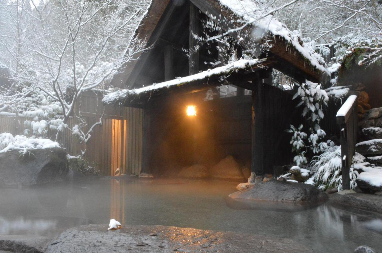 Hotel Kurokawa Onsen Oku No Yu Minamioguni Exterior foto