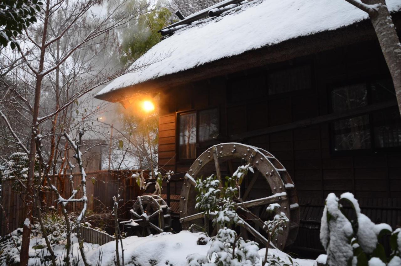 Hotel Kurokawa Onsen Oku No Yu Minamioguni Exterior foto